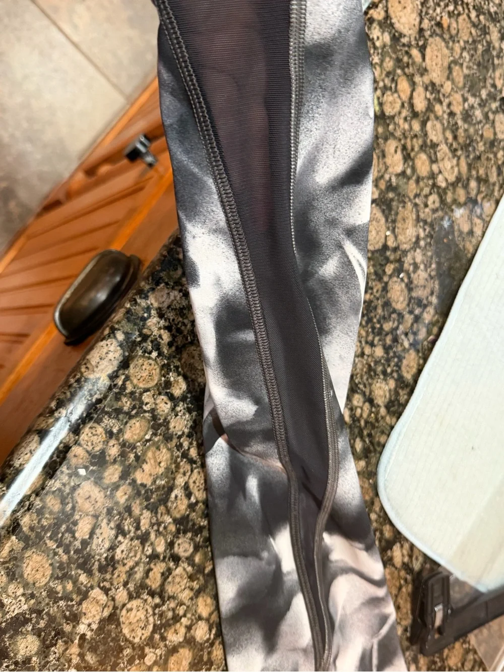Lululemon Women’s Black & White Patterned Active Leggings